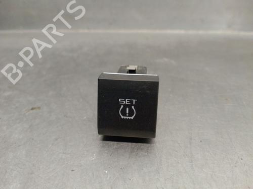 switch-skoda-yeti-5l-2009-2010-2011-2012-2013-2014-2015-2016-2017-31829056 main image