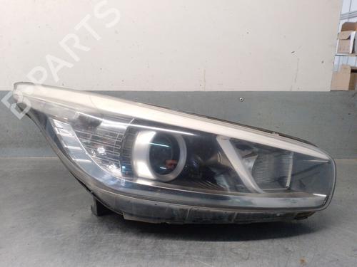 Used Right headlight Right headlight KIA PRO CEE'D (JD) 1.4 CVVT (100 hp) 33203720 33203720