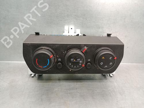 AC Styreenhet / Manøvreringsenhet DACIA SANDERO III 1.0 TCe 90 (91 hp) 29590625