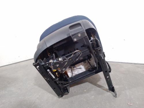 Right front seat FIAT STILO (192_) 1.9 D Multijet | BP30137300C16