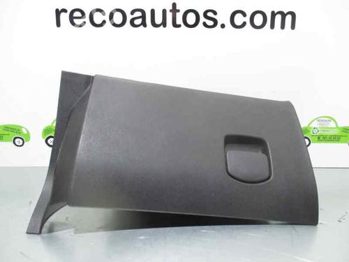 Used Glove box KIA SORENTO I (JC) 2.5 CRDi 4WD (140 hp) 2110207