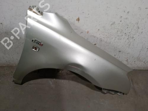 Used Right front fenders TOYOTA AVENSIS (_T25_) 2.0 D-4D (CDT250_, CDT250R) (116 hp) 26323268