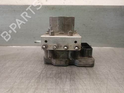 Used ABS pump RENAULT TWINGO III (BCM_, BCA_) 0.9 TCe 90 (BCM9, BCM2) (90 hp) 29479658