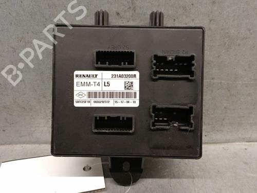 electronic-module-renault-captur-i-j5_-h5_-2013-32684874 main image