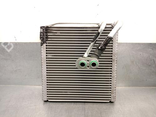 Used Air conditioning evaporator Air conditioning evaporator HYUNDAI i20 III (BC3, BI3) 1.0 T-GDI hybrid 48V (101 hp) 25461305 25461305