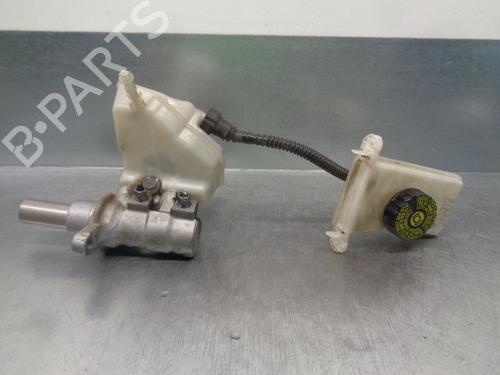 Used Brake master cylinder PEUGEOT 308 SW II (LC_, LJ_, LR_, LX_, L4_) 1.6 BlueHDi 120 (120 hp) 10040880