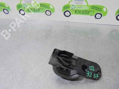 Used Front left interior door handle Front left interior door handle 3215623 3215623