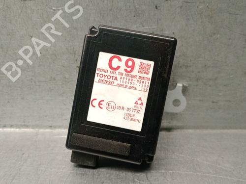 Used Electronic module TOYOTA AVENSIS Saloon (_T27_) 2.0 D-4D (WWT271_) (143 hp) 30615521