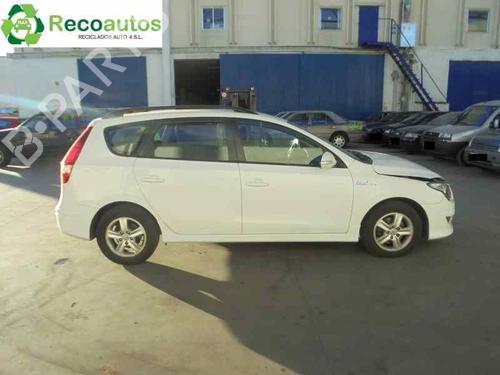Nebelscheinwerfer links HYUNDAI i30 Estate (FD) 1.6 CRDi | BP2299175C30  - Image 9