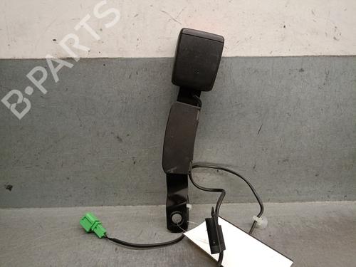 Engache cinturón Engache cinturón SKODA FABIA III Estate (NJ5) 1.2 TSI (90 hp) 33812348 33812348