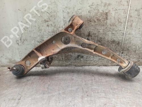 Used Left front suspension arm MITSUBISHI SPACE WAGON (N9_W, N8_W) 2.0 (133 hp) 8284424