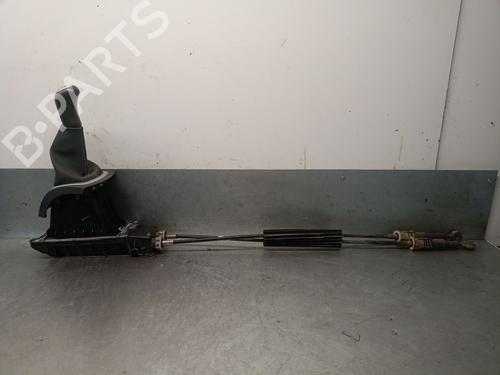 Used Gear lever RENAULT CLIO III (BR0/1, CR0/1) 1.4 16V (98 hp) 25244867
