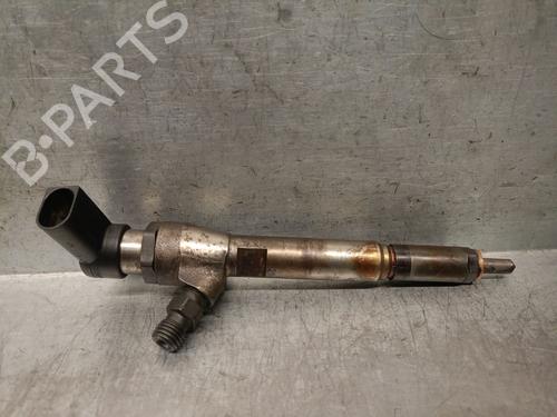 Spreder / Dyse RENAULT GRAND SCÉNIC II (JM0/1_) 1.5 dCi (JM1E) (106 hp) 31052433