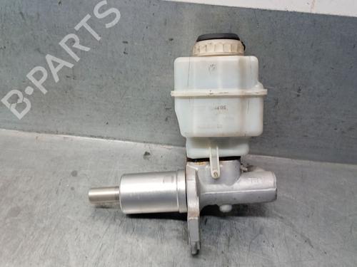 Used Brake master cylinder BMW 5 (F10) 530 d (245 hp) 28960737
