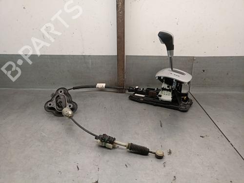 Used Gear lever Gear lever RENAULT FLUENCE (L3_) Z.E. (95 hp) 34186893 34186893