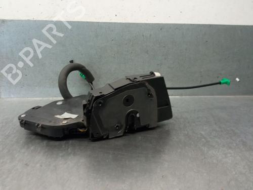 Rear left lock JAGUAR F-PACE (X761) 2.0 TD4 | BP30148169C100