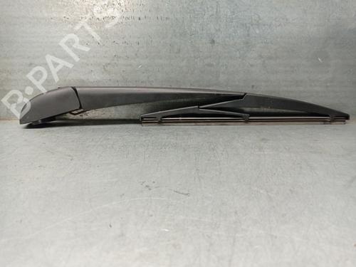 Used Rear windshield wiper arm TOYOTA YARIS (_P21_, _PA1_, _PH1_) 1.5 Hybrid (MXPH10, MXPH11) (116 hp) 23110000