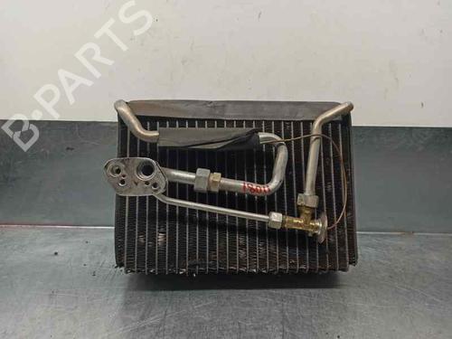 Used Air conditioning evaporator LAND ROVER DISCOVERY II (L318) 2.5 Td5 4x4 (139 hp) 11668205