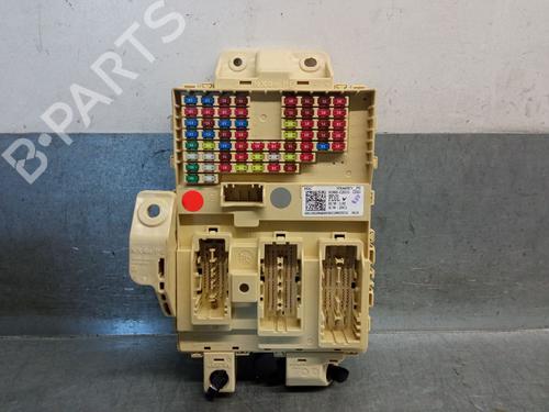 Used Fuse box HYUNDAI TUCSON (TL, TLE) 2.0 CRDi All-wheel Drive (136 hp) 28057054