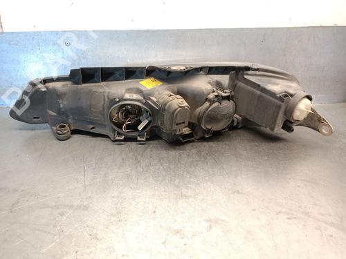 Right headlight PEUGEOT 406 (8B) 2.0 HDI 110 | BP28168858C29 