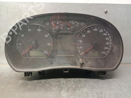 Used Instrument cluster VW POLO (9N_, 9A_) 1.4 16V (75 hp) 22775150