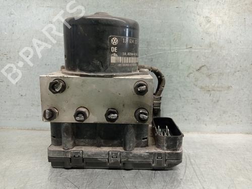 Abs pomp VW GOLF IV (1J1) 1.6 (100 hp) 26611008