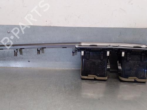 Air vent MAZDA 3 (BL) 2.2 MZR CD (BL10) | BP29862860I21