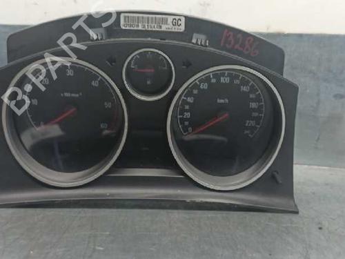 Used Instrument cluster OPEL ASTRA H Estate (A04) 1.9 CDTI 16V (L35) (120 hp) 7824450