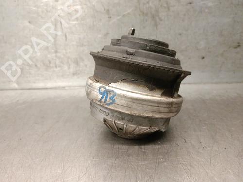 Used Engine mount Engine mount MERCEDES-BENZ C-CLASS (W203) C 220 CDI (203.006, 203.008) (143 hp) 32783705 32783705