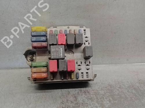 Used Fuse box Fuse box 17429354 17429354
