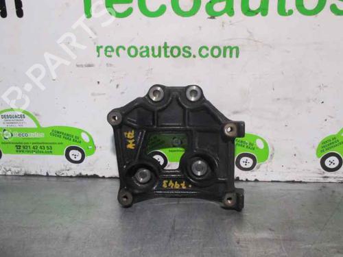 Used Engine mount MITSUBISHI CARISMA (DA_) [1995-2006]  8762255