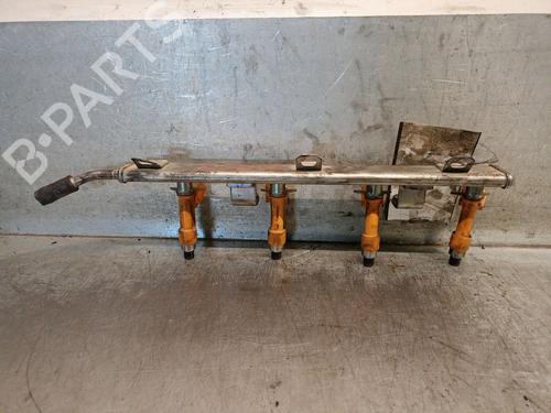 Used Injection rail Injection rail 37447309 37447309