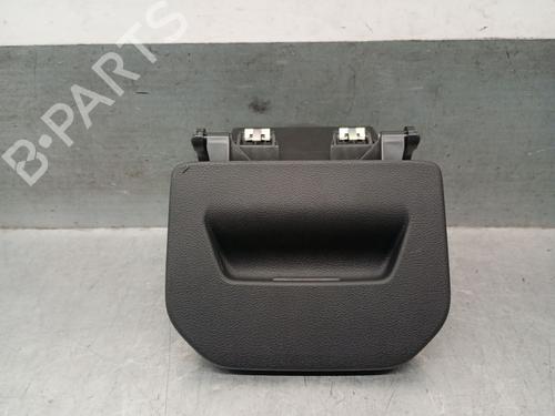 Handskerum BMW 1 (F40) 118 i (136 hp) 25235607