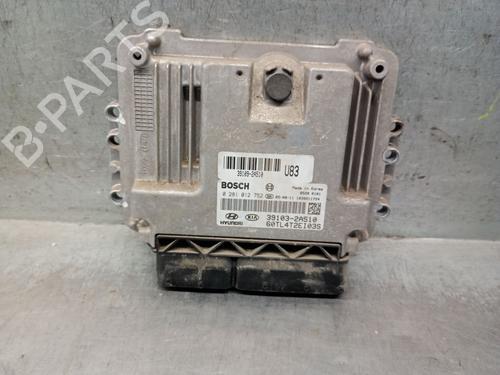 Used Engine control unit (ECU) Engine control unit (ECU) HYUNDAI GETZ (TB) 1.5 CRDi (88 hp) 33860922 33860922
