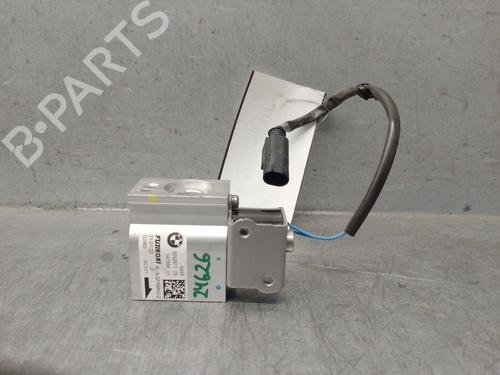 Used Electronic sensor Electronic sensor BMW X5 (G05, F95) xDrive 45 e Plug-in Hybrid (394 hp) 33040394 33040394