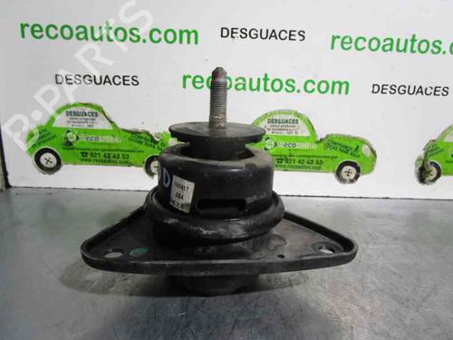 Used Engine mount HYUNDAI i30 (FD) 1.6 CRDi (90 hp) 8761925