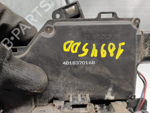Front right lock AUDI A6 C5 (4B2) 2.5 TDI | BP15664198C97 
