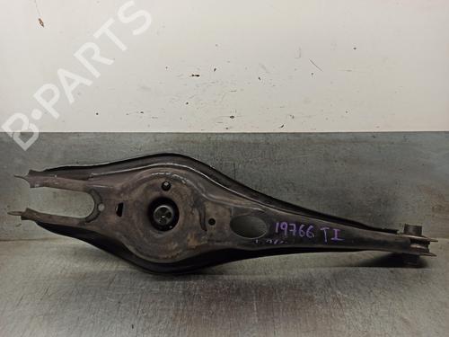 Venstre bagtil bærearm SEAT LEON ST (5F8) 1.4 TGI (110 hp) 16769105