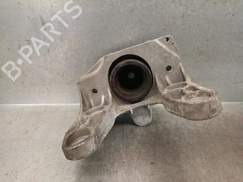 Used Engine mount RENAULT TRAFIC II Van (FL) 2.5 dCi 145 (FL0J) (146 hp) 28691525