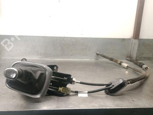 Gear lever RENAULT MEGANE IV Hatchback (B9A/M/N_) 1.5 dCi 110 (B9A3) | BP29403427M90 