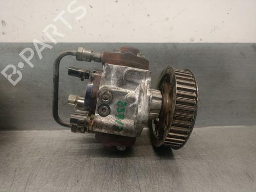 Used Injection pump TOYOTA COROLLA (_E12_) 2.0 D-4D (CDE120R, CDE120L_) (116 hp) 29502887