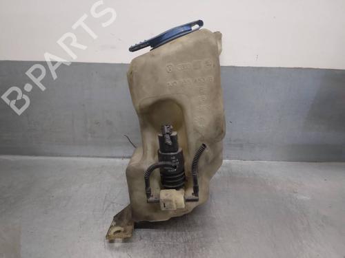 Used Windscreen washer tank VW GOLF IV (1J1) 1.9 TDI (90 hp) 17725197