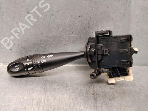 Licht Schakelaar Licht Schakelaar SUZUKI SWIFT III (MZ, EZ) 1.3 4x4 (RS 413, ZD11S) (92 hp) 39883801 39883801