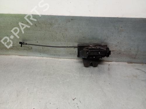 Used Tailgate lock PEUGEOT 3008 II SUV (MC_, MR_, MJ_, M4_) 1.2 THP/ PureTech 130 (MRHNSM, MRHNSU, MRHNSJ, MRHNYW,... (131 hp) 24474527