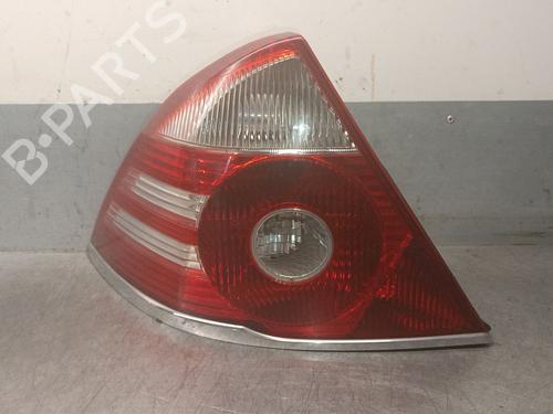 Used Left taillight FORD MONDEO III (B5Y) 2.0 TDCi (130 hp) 22723522