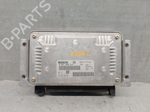 Used Engine control unit (ECU) CITROËN XSARA (N1) 1.6 i (88 hp) 31610495