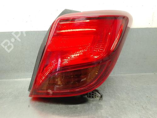 Used Right taillight Right taillight TOYOTA YARIS (_P13_) 1.0 (KSP130) (72 hp) 33873337 33873337