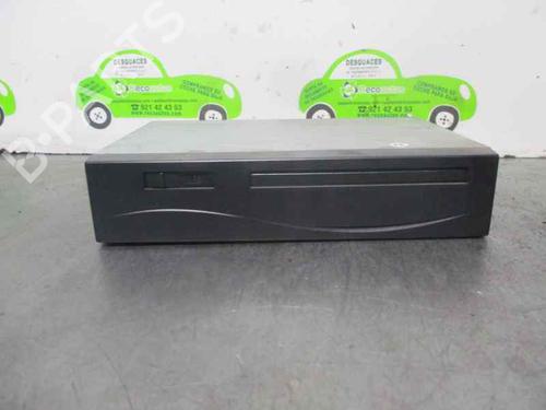 Radio TOYOTA AVENSIS (_T25_) 2.0 D-4D (CDT250_, CDT250R) (116 hp) 2321443