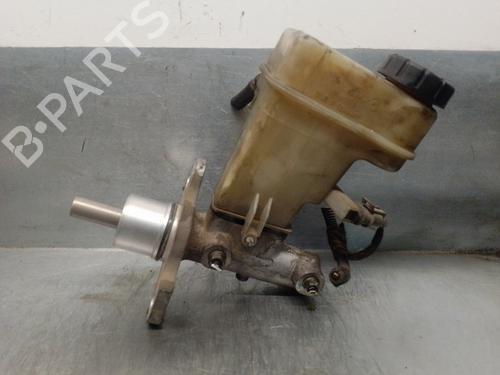 Used Brake master cylinder OPEL SIGNUM Hatchback (Z03) 1.9 CDTI (F48) (150 hp) 15825507