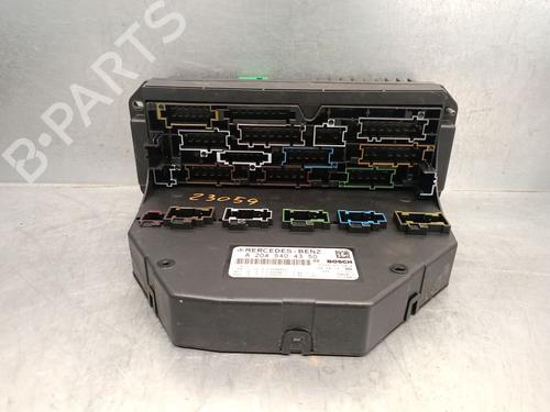 Used Fuse box MERCEDES-BENZ C-CLASS (W204) C 320 CDI (204.022) (224 hp) 27859635